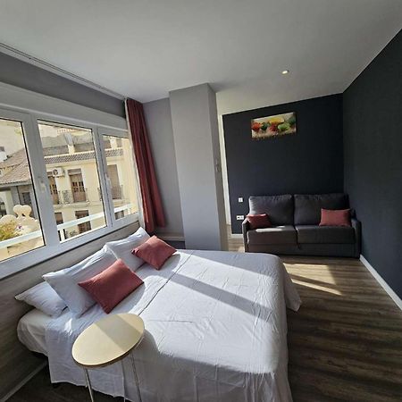 אליקאנטה Apartamentos Turisticos Kenzamin מראה חיצוני תמונה