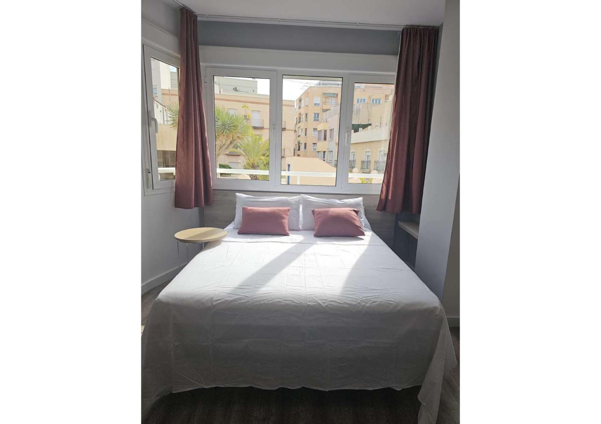 אליקאנטה Apartamentos Turisticos Kenzamin מראה חיצוני תמונה